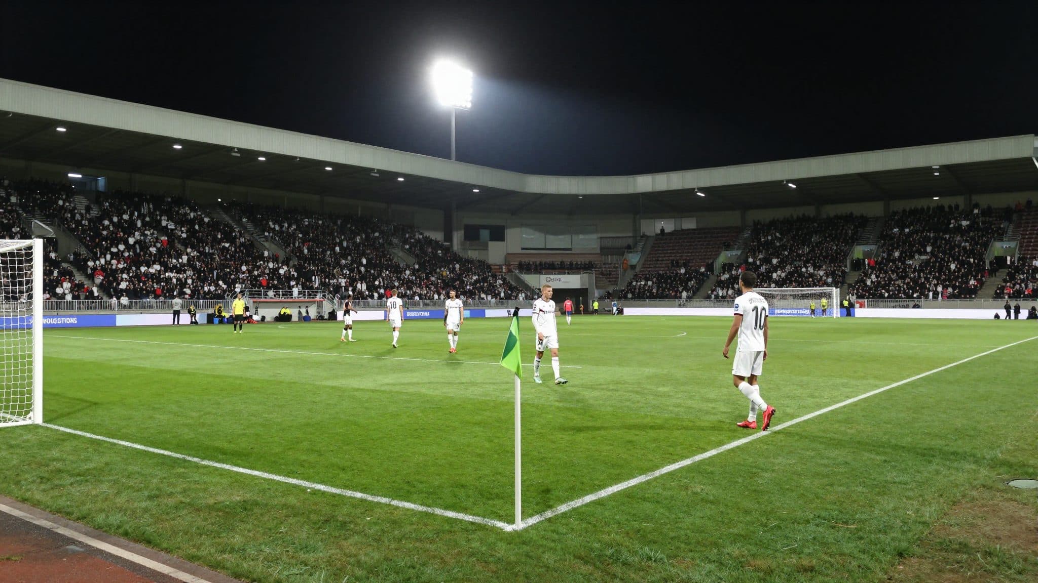LASK gewinnt oberösterreichisches Derby gegen Ried klar mit 5:1