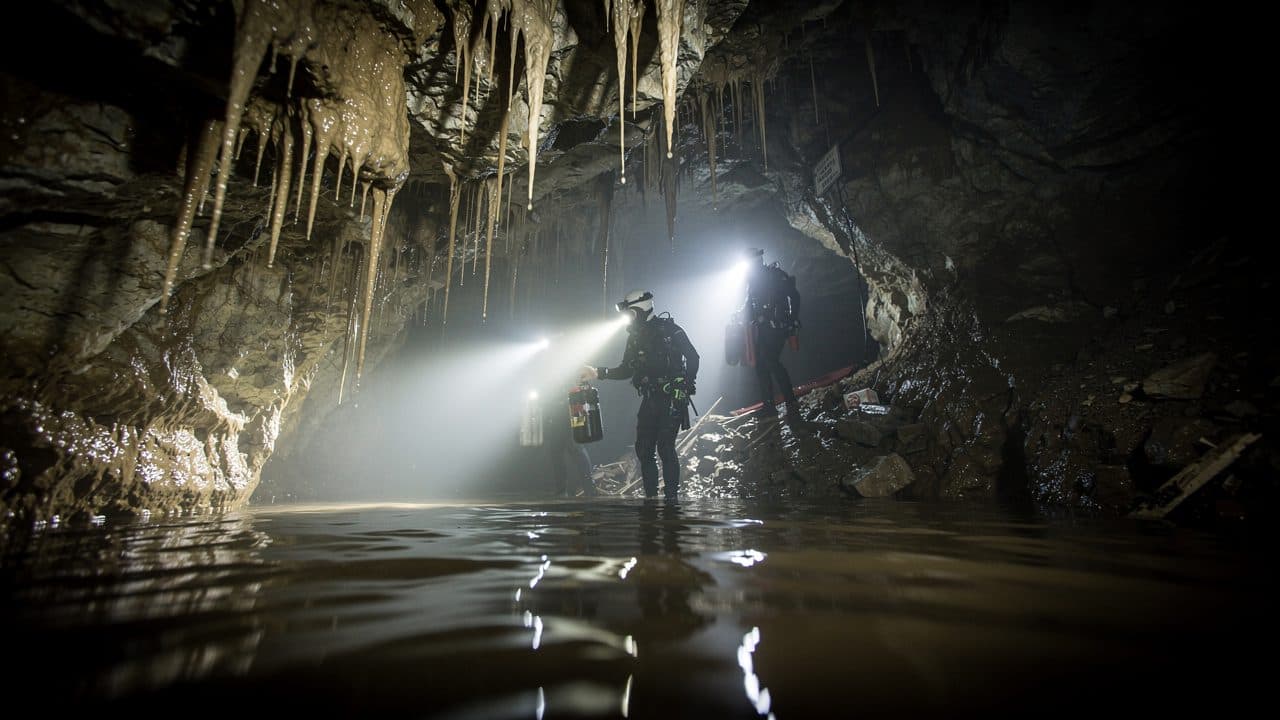 Hoffnung im Höhlendrama von Laos: Fünf eingeschlossene Goldsucher lebend entdeckt