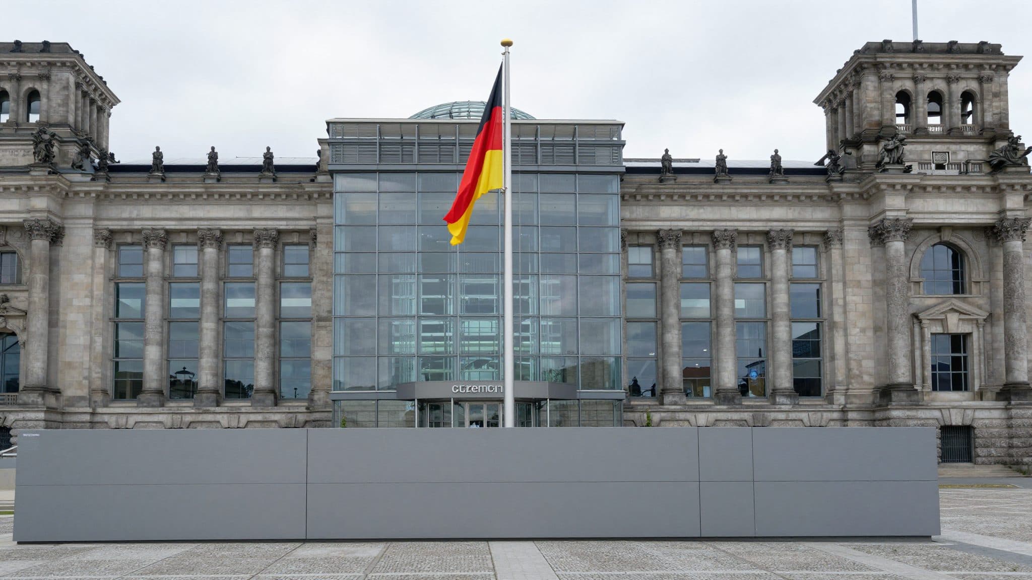 Neue Kanzleramtsministerin Warken kündigt zügige Reform der Sicherheitsbehörden an