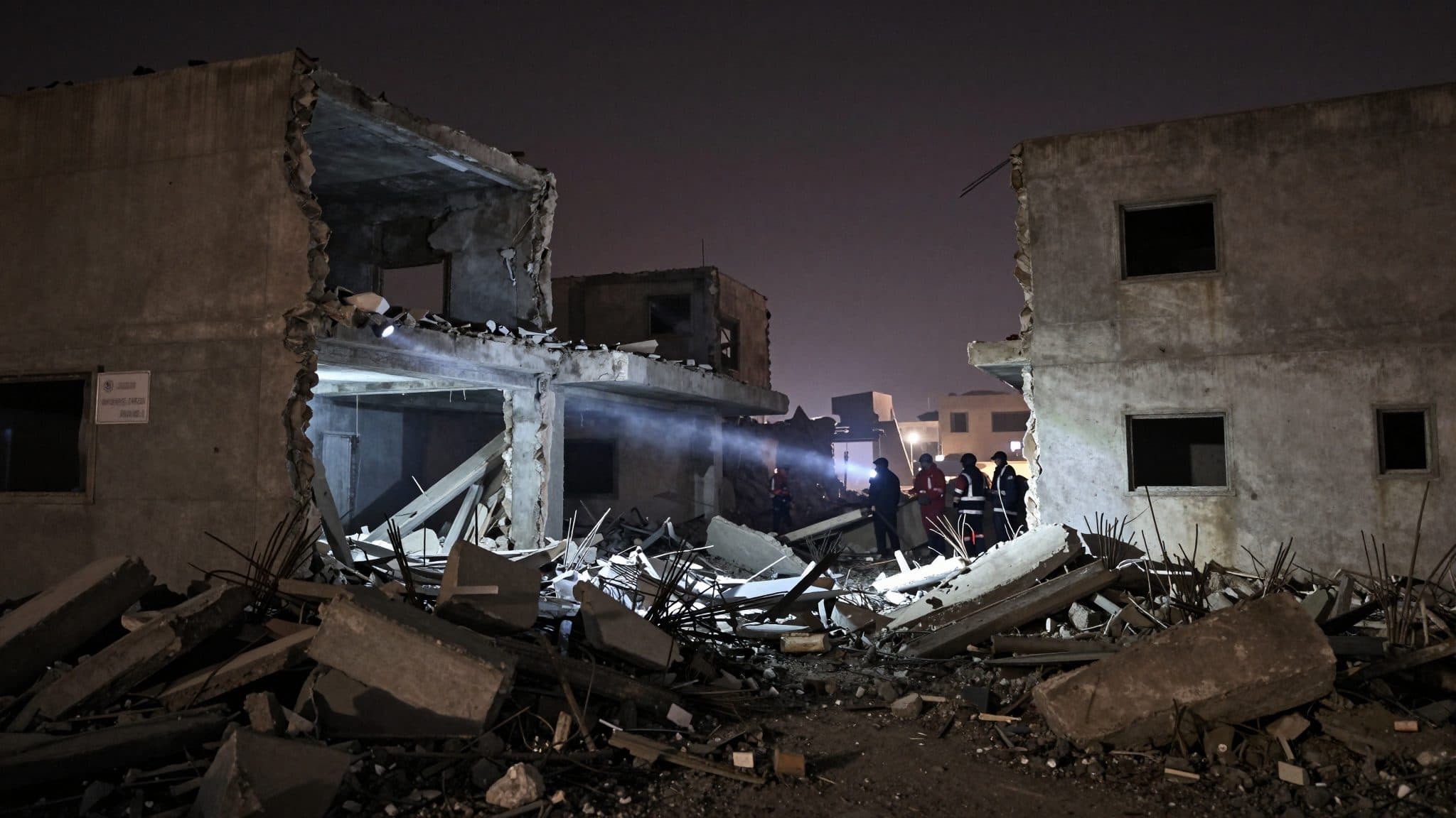 Israelische Angriffe im Gazastreifen fordern mindestens neun Tote – Verhandlungen in Kairo stocken