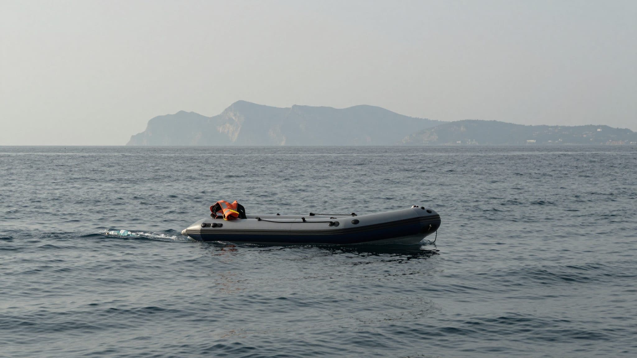 17 tote Migranten vor Mallorca – Bergung auf See