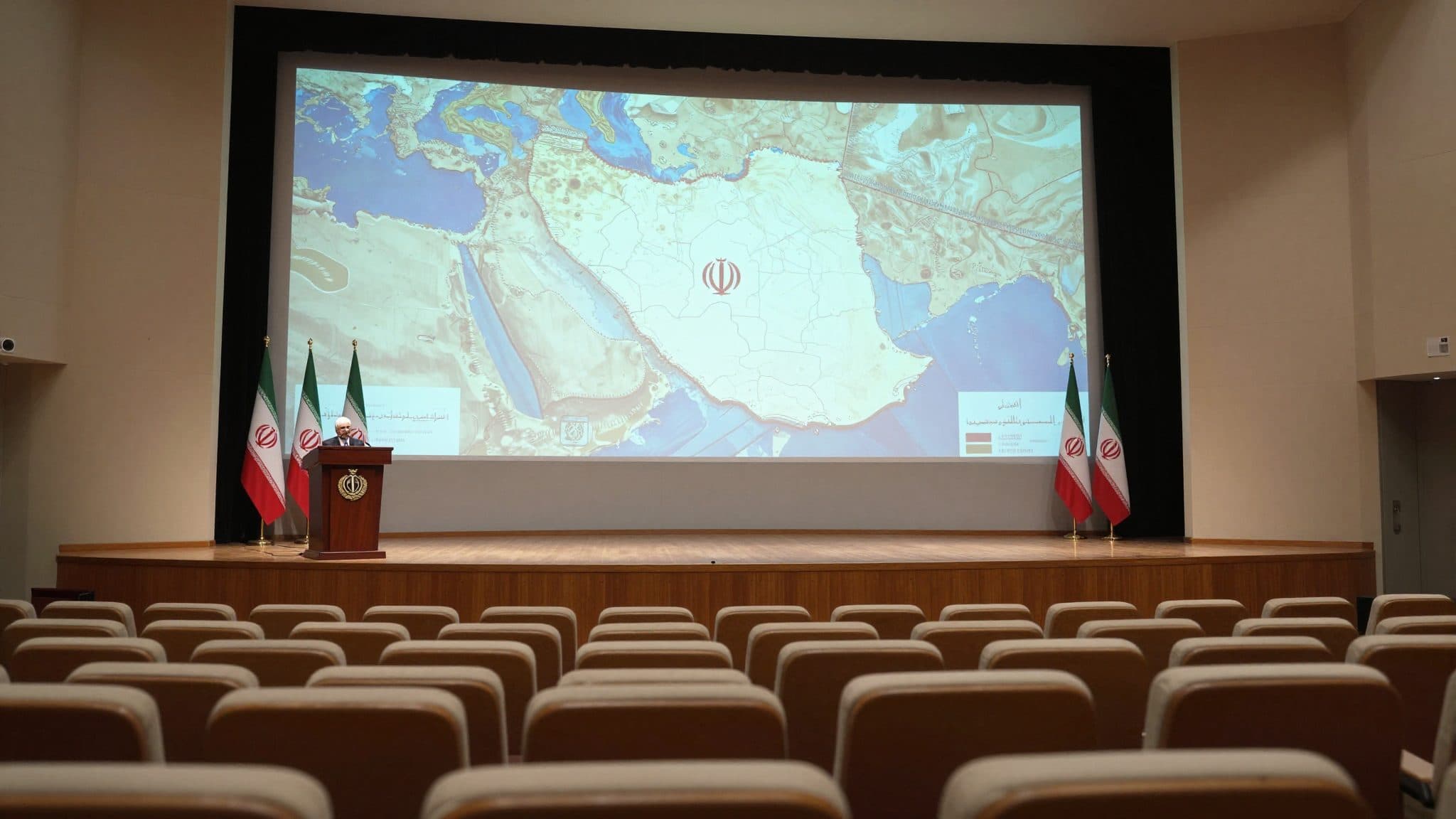 Irans Präsident Peseschkian kündigt entschlossene Haltung gegenüber den USA an