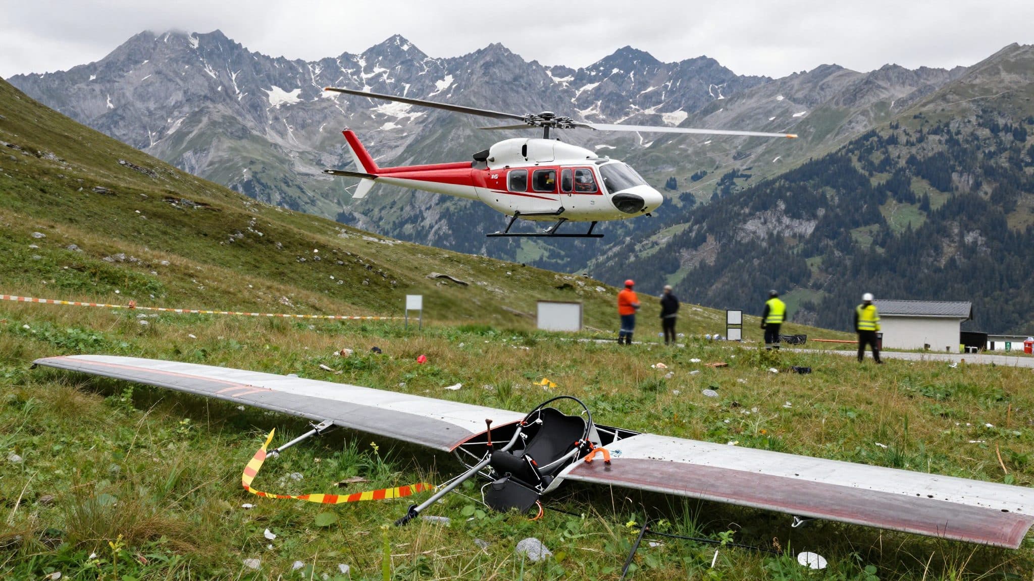 73-Jähriger stürzt mit Hängegleiter in Neustift ab – Pilot schwer verletzt