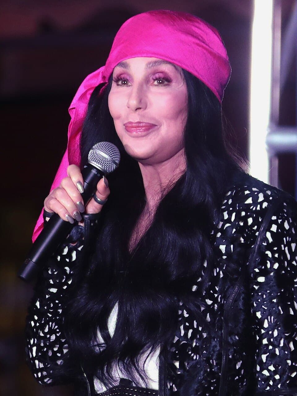 Cher (50537941963) (cropped)